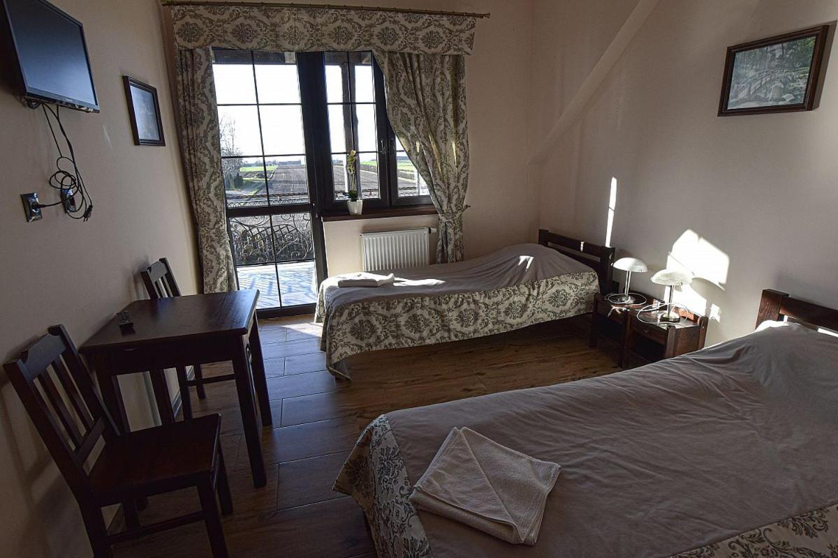 Wojciechow Osrodek Bialy Lew Bed & Breakfast エクステリア 写真
