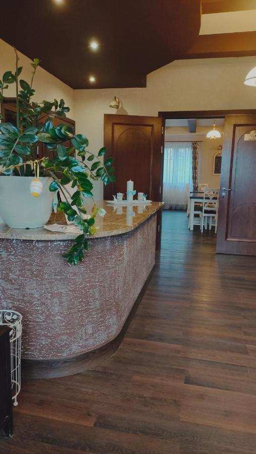 Wojciechow Osrodek Bialy Lew Bed & Breakfast エクステリア 写真